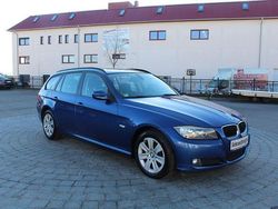 Blau Gebraucht 2011 BMW 318 Sport Line Kombi | 5.500 € (Fairer Preis)
