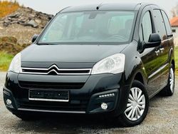 Schwarz Gebraucht 2017 Citroën Berlingo Van / Kleinbus | 4.499 € (Guter Preis)