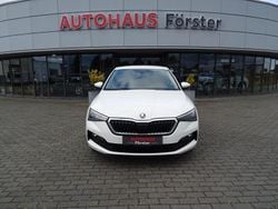 Weiß Gebraucht 2021 Skoda Scala Style Kleinwagen | 17.490 € (Fairer Preis)