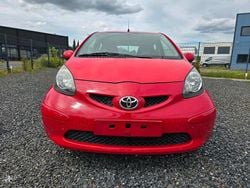 Rot Gebraucht 2008 Toyota Aygo Kleinwagen | 1.890 € (Guter Preis)