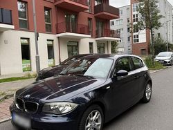 Blau Gebraucht 2009 BMW 116 Kleinwagen | 4.321 € (Fairer Preis)