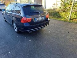 Blau Gebraucht 2009 BMW 320 Kombi | 3.200 € (Superpreis)