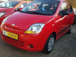 Super red (solid) Gebraucht 2009 Chevrolet Matiz Kleinwagen | 1.890 € (Teuer)