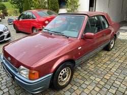 Rot Gebraucht 1990 Ford Escort Cabriolet Cabrio | 7.100 €