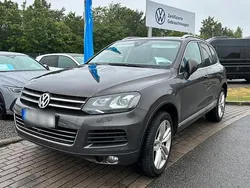 Grau Gebraucht 2010 VW Touareg SUV | 13.450 € (Guter Preis)