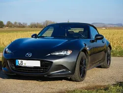 Grau Gebraucht 2019 Mazda MX5 Sports-Line Cabrio | 21.900 € (Etwas zu teuer)