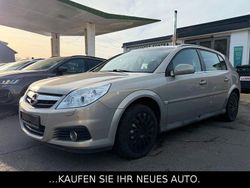 Grau Gebraucht 2006 Opel Signum Edition Kleinwagen | 1.990 € (Fairer Preis)
