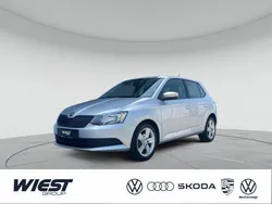 Brilliantsilber metallic Gebraucht 2017 Skoda Fabia Cool Edition Limousine | 9.950 € (Etwas zu teuer)