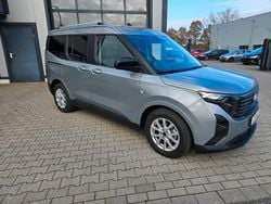 Silber Gebraucht 2024 Ford Tourneo Courier Titanium Van / Kleinbus | 21.990 € (Guter Preis)