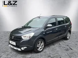 Grau Gebraucht 2022 Dacia Lodgy Stepway Van / Kleinbus | 17.480 € (Fairer Preis)