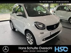 Weiß Gebraucht 2016 Smart ForTwo Coupé Coupé | 11.790 € (Fairer Preis)