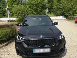 Schwarz Gebraucht 2024 BMW X1 Luxury Line SUV | 42.900 € (Guter Preis)