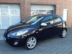 Festivalschwarz metallic Gebraucht 2014 Mazda 2 Sendo Limousine | 9.599 € (Teuer)