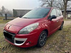 Rot Gebraucht 2011 Renault Scénic Van / Kleinbus | 3.200 € (Fairer Preis)