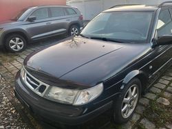 Schwarz Gebraucht 2000 Saab 9-3 Aero Kombi | 950 €
