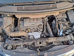 Blau Gebraucht 2011 Opel Zafira Tourer Van / Kleinbus | 5.900 €