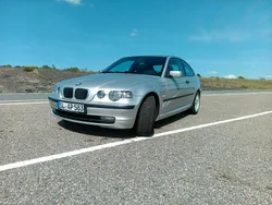 Silber Gebraucht 2003 BMW 316 Compact Kleinwagen | 3.900 €