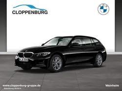 Schwarz Gebraucht 2020 BMW 320 Sport Line Kombi | 22.355 € (Guter Preis)