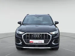 Mythosschwarz metallic Gebraucht 2024 Audi Q3 Advanced Plus SUV | 37.450 € (Guter Preis)
