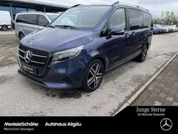 Sodalithblau met. Gebraucht 2024 Mercedes V300 Style Van / Kleinbus | 74.850 €