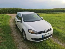 Weiß Gebraucht 2009 VW Golf VI Trendline Limousine | 4.999 € (Fairer Preis)
