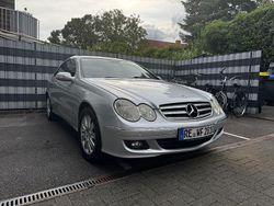 Silber Gebraucht 2006 Mercedes CLK220 Avantgarde Coupé | 4.600 € (Guter Preis)