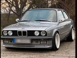 Silber Gebraucht 1987 BMW 320 Limousine | 19.900 €