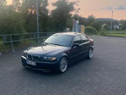 Blau Gebraucht 2003 BMW 320 Limousine | 5.000 € (Etwas zu teuer)