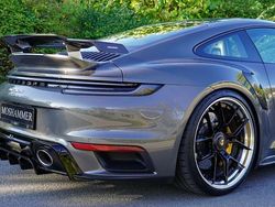 Grau Gebraucht 2023 Porsche 911 Coupé | 209.800 €