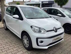 Weiß Gebraucht 2021 VW up! move up! Kleinwagen | 11.990 € (Etwas zu teuer)