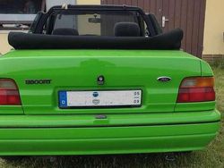 Grün Gebraucht 1991 Ford Escort Cabriolet Cabrio | 2.900 €