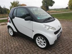 Weiß Gebraucht 2009 Smart ForTwo Coupé Coupé | 3.990 € (Fairer Preis)
