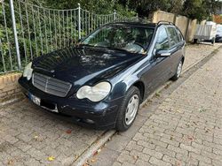 Schwarz Gebraucht 2003 Mercedes C200 Kombi | 1.250 € (Fairer Preis)