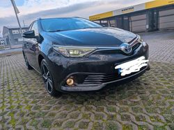 Schwarz Gebraucht 2016 Toyota Auris Touring Sports Kombi | 14.999 € (Etwas zu teuer)