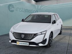 Weiß Gebraucht 2023 Peugeot 308 Allure Kombi | 23.699 € (Fairer Preis)