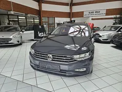 Grau Gebraucht 2021 VW Passat Business | 22.895 € (Superpreis)