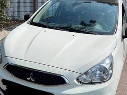 Weiß Gebraucht 2018 Mitsubishi Space Star Edition Kleinwagen | 7.500 € (Guter Preis)