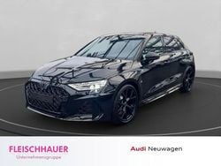 Mythosschwarz metallic Neu 2025 Audi RS3 Sport Limousine | 66.990 € (Superpreis)