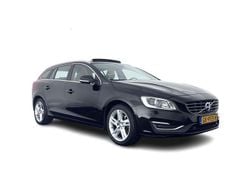 Schwarz Gebraucht 2015 Volvo V60 Kombi | 8.445 € (Guter Preis)