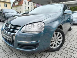 Grün Gebraucht 2009 VW Jetta Limousine | 7.980 € (Etwas zu teuer)