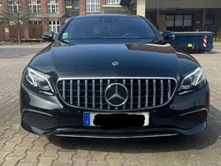 Schwarz Gebraucht 2020 Mercedes E220 Limousine | 33.200 € (Superpreis)