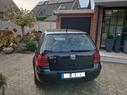 Schwarz Gebraucht 2002 VW Golf IV Basis Limousine | 1.400 € (Guter Preis)