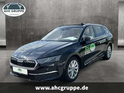 Schwarzmagic perleffekt Gebraucht 2024 Skoda Octavia Kombi | 37.950 € (Teuer)