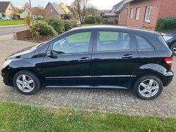 Schwarz Gebraucht 2005 Mercedes B200 Van / Kleinbus | 1.600 €