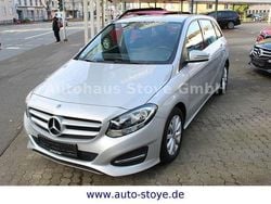 Silber Gebraucht 2018 Mercedes 180 Limousine | 16.499 € (Superpreis)