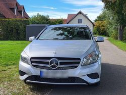 Silber Gebraucht 2015 Mercedes A180 Limousine | 11.100 € (Fairer Preis)