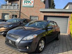 Grau Gebraucht 2010 Kia Ceed Vision Kleinwagen | 3.650 € (Fairer Preis)
