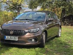 Braun Gebraucht 2016 Fiat Tipo Lounge Limousine | 8.499 € (Guter Preis)