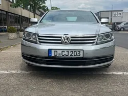 Silber Gebraucht 2015 VW Phaeton Limousine | 11.200 € (Teuer)