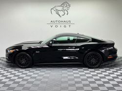 Iridiumschwarz metallic Gebraucht 2017 Ford Mustang GT Premium Coupé | 36.000 € (Guter Preis)